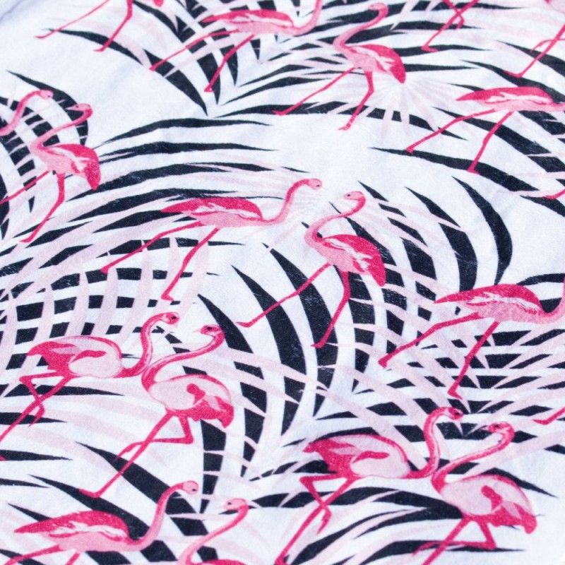 Verano with Flamingos Towel